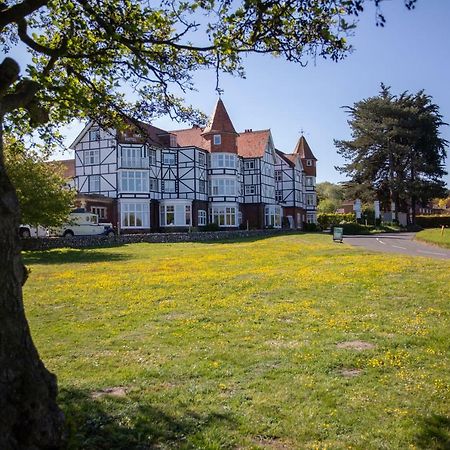 Links Country Park Hotel West Runton Buitenkant foto
